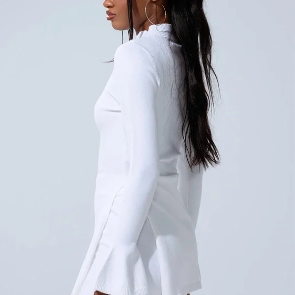 ✨AKIRA oversized sweater Long Sleeve Top✨ - Picture 3 of 13